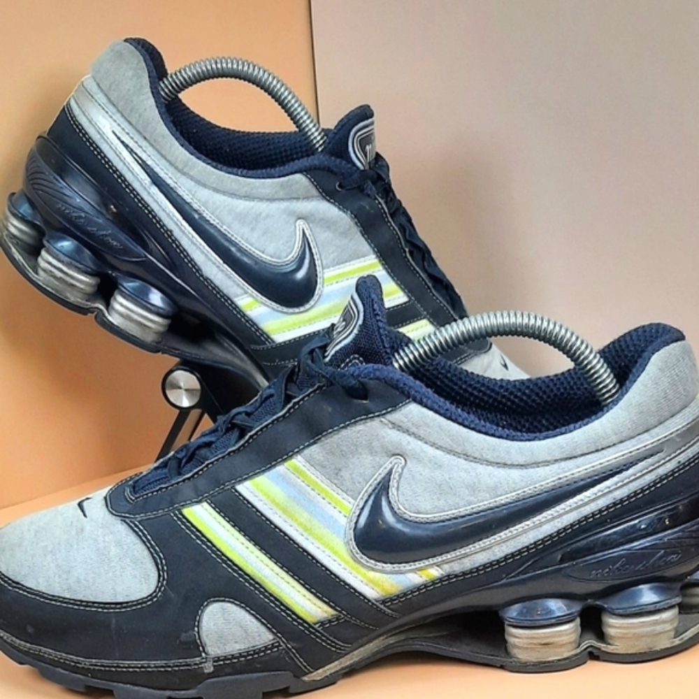 Nike Women'sShox Sport Athletic Casual SneakersGrey/Blue